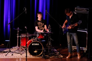 Kalev Välk ja Madis Kirsman Viljandi muusikakooli jazzansamblist. Foto: Mikk-Mihkel Vaabel