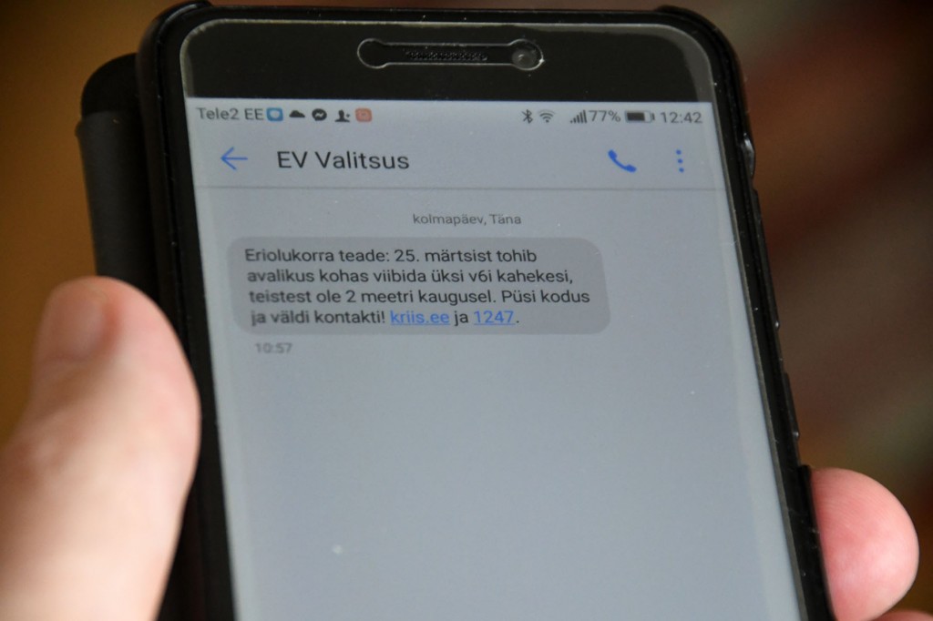 Valitsuse SMS mobiilile. Foto Urmas Saard