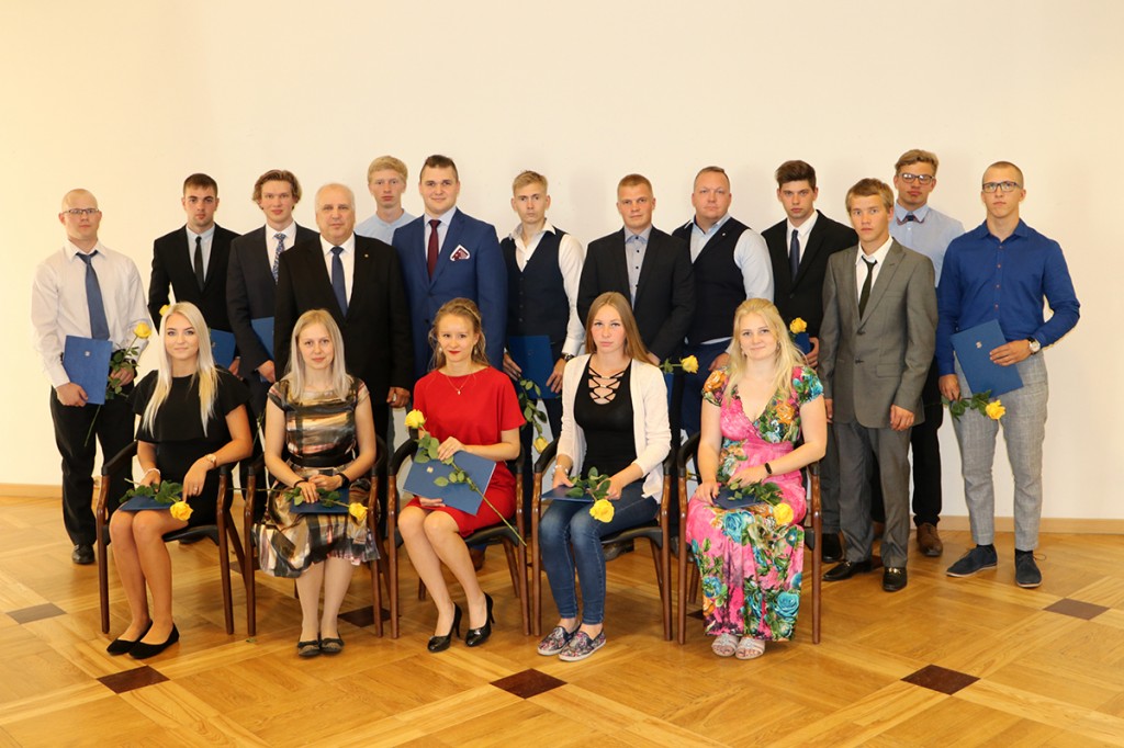 Värsked maaelu asjatundjad. Foto Indrek Hirs