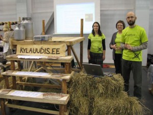 Külauudiste toimetus laadal